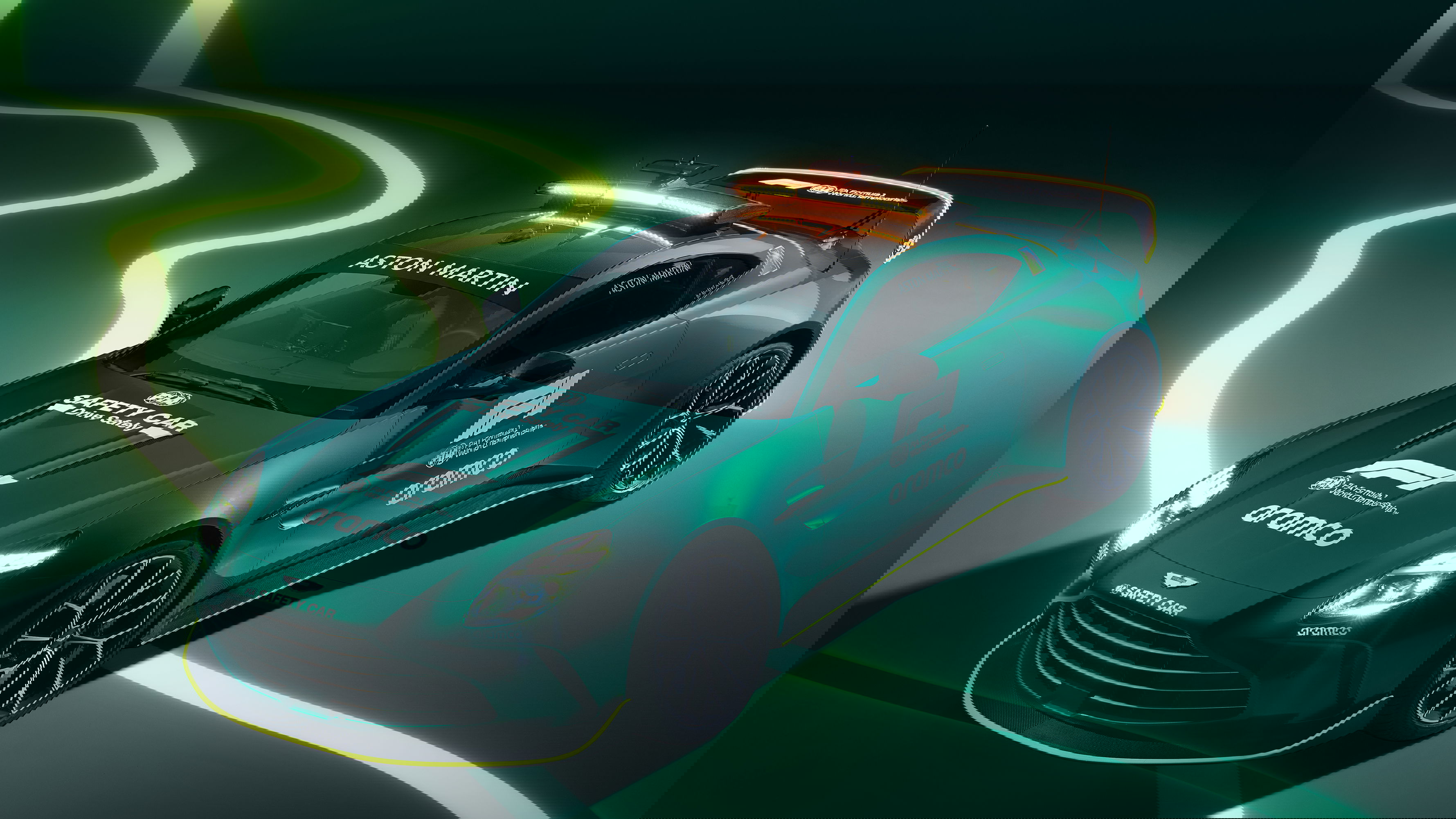 Aston Martin Vantage F1 Safety Car - front